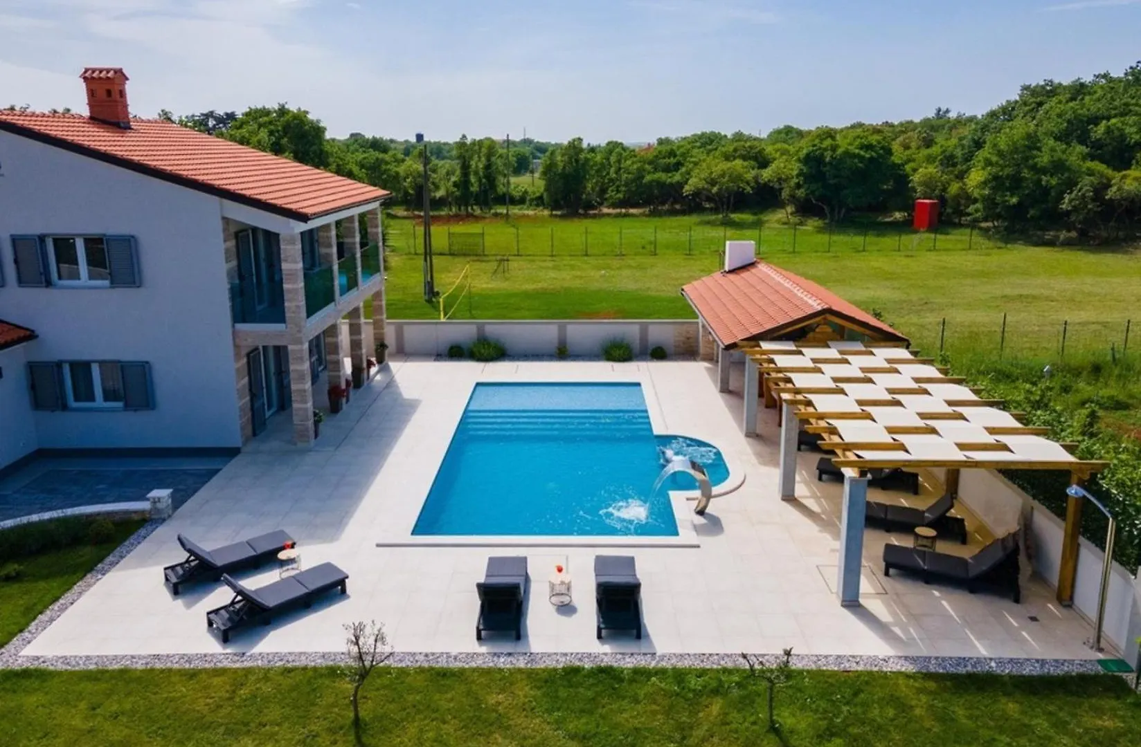 Villa Horizon For 18 People Near Pula With Large Garden And Children Playground